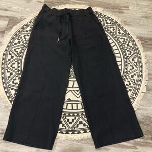 LULULEMON on the fly wide leg pants size 4
